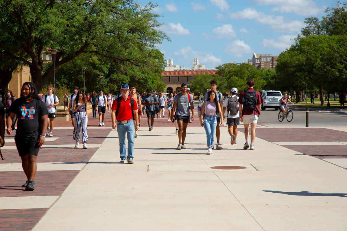 TexasTechLib's tweet photo. It always feels great to see bustling activity outside our door. Welcome back, #RedRaiders! https://t.co/8BV3zUeLxe