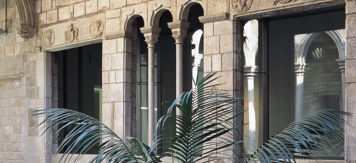 patrimonigencat's tweet photo. T'agrada l'art? L'#Articket és per a tu. Gaudeix de sis museus de Barcelona amb una sola entrada! 🎟️

🖼️@MACBA_Barcelona 
🖼️@fundaciotapies 
🖼️@cececebe 
🖼️@museupicasso 
🖼️@fundaciomiro 
🖼️@MuseuNac_Cat

👉https://t.co/xnvsEJHyfE https://t.co/2oUH9r23ho