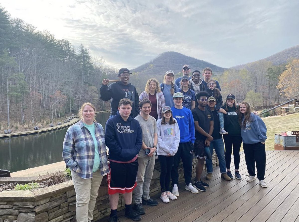 coachdaveyl's tweet photo. Young Life Welcomes Students to Salisbury University

YL College text @suyl to the number 81010 &amp; follow on Instagram @ylcollegesby

Interested in being a YL leader  text @yl3t to 81010

More info on YL can be found at https://t.co/LFRAQFgVwc https://t.co/JSpNVE6H7w