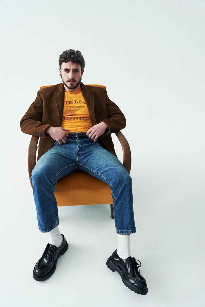 filmes_e_filmes's tweet photo. Paul Mescal é capa da nova edição da revista @EsquireUK.

📸 Fotos por Simon Emmett.

Aos 27 anos, o ator irlandês se prepara para a estreia de "Foe", ficção científica dirigida por Garth Davis que chega em outubro nos cinemas americanos.♥️🎥

#paulmescal #esquire #ukesquire https://t.co/CkdPDxjLkQ