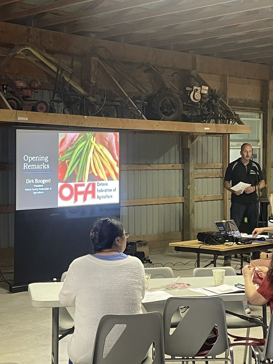 LauraFraser1522's tweet photo. A great evening yesterday at the joint Oxford/Elgin County Regional Meeting! Excellent speakers, OFA updates, County federation elections for upcoming meetings and of course, a fabulous local meal! Thanks to all involved! https://t.co/qwIsqlItYF