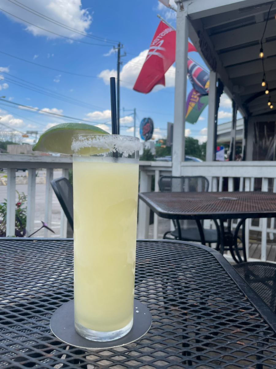 Don’t let this week fizzle out… let’s finish it off with a BANG! There are plenty of great drinks and food to let the good times roll 🍻

🎺Laissez les bon temps rouler 🎉

What will you be sippin’ on? #TexOrleansLife #ThirstyThursday