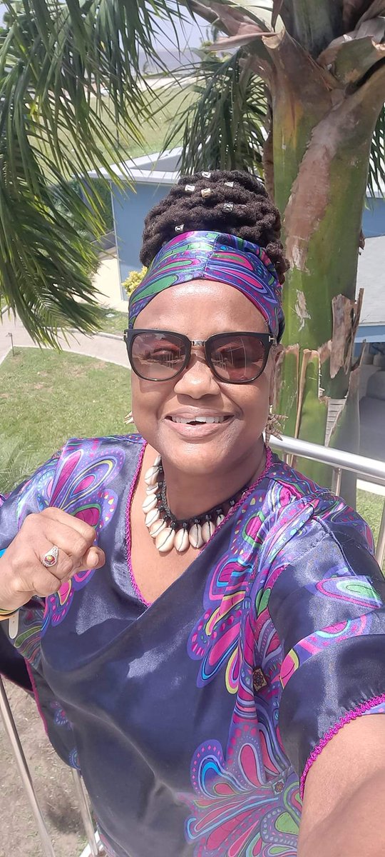 nicolecole38's tweet image. #thursdaymood☀️🔥🔥🔥🔥❤️💛💚✌️🔥🔥🔥 #fuckracisminguyana🇬🇾🙄🤔😔😓 #hotfire🔥☄️🔥☄️🔥 #wellnesscoach🍎🍊🍌🍑🥑🥰❤💛💚😘 #prettyqueen💘💘💘💘💕💕💕 #madamepresident💁🏼nicolecole🥰😇😋🤩🦾 #blackexcellenceineducation📚😁😘🥰🤪