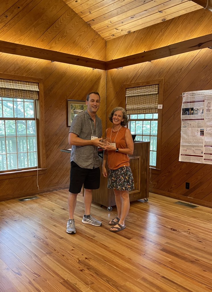 Congratulations to <a href="/kdyerlab/">Kelly Dyer</a> for being awarded “WORLD’S GREATEST COORDINATOR”!!! She led our graduate program from 2016-2023.