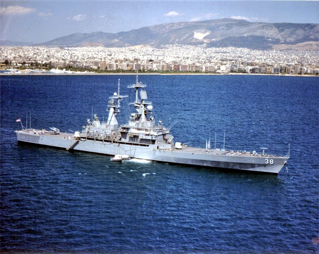 Cruisers

#USSVirginia CGN38 (1976-1994)
Virginia Class

📷 #Athens #Greece June 1983

@USNavy 🇺🇲