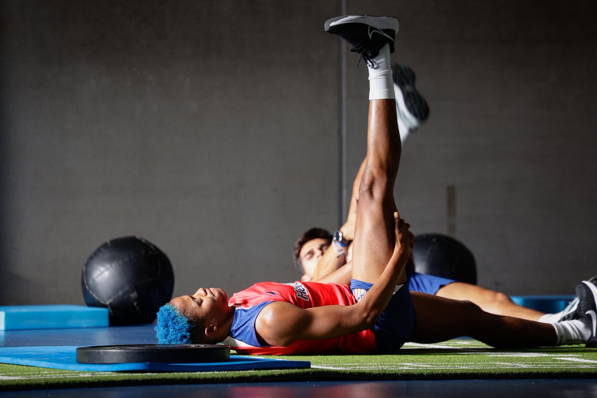 AtletiFemenino's tweet photo. Comenzamos con un poco de gym 💪 https://t.co/b5hPcedJye