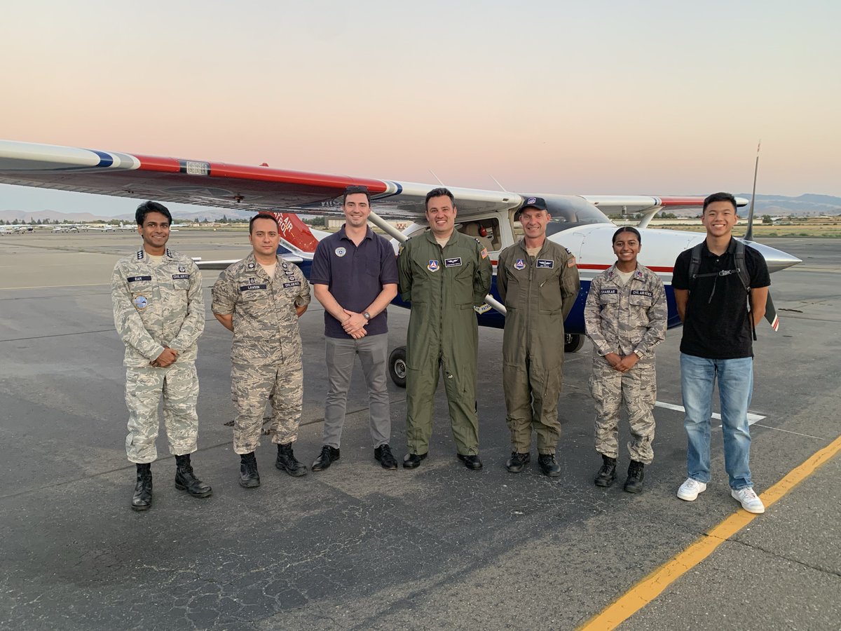 CAPGroup2CA's tweet photo. On August 23rd, California Wing was honored to demonstrate to Mr. Ben Burnett, a CAP’s Legislative Squadron member and Congressman Eric Swalwell’s Legislative Assistant in his Washington DC office, CAP’s operations in California District 14. https://t.co/QQAYvHHuLf