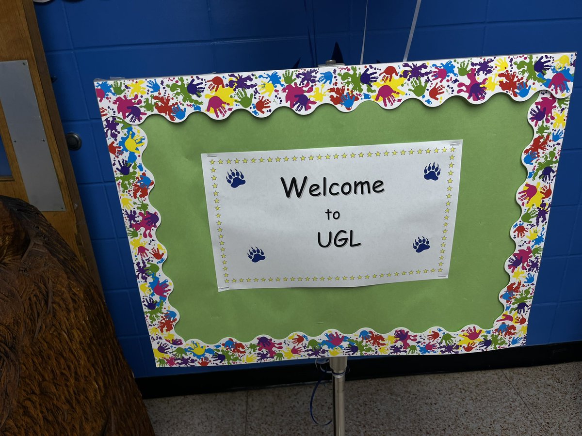 UGLPrincipal's tweet photo. New Student Orientation Day at UGL! We welcomed some of our friends from Marshall Hill as well as those new to the district. Thank you to our rock star staff for taking the time out to help welcome our new UGL Bears as well as our PTA! @uglpta https://t.co/86eE7MFdEl
