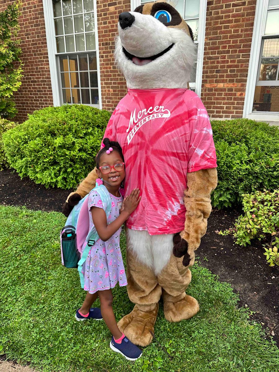 shakerschools's tweet image. Oh the places they’ll go, indeed!

It was a sweet start to the year for our K-4 students! Our students were happy, calm and ready to take on a great year! 

Thanks to our staff, families and students for making this our best start of school yet!

#shakerfirstday #shakerrising