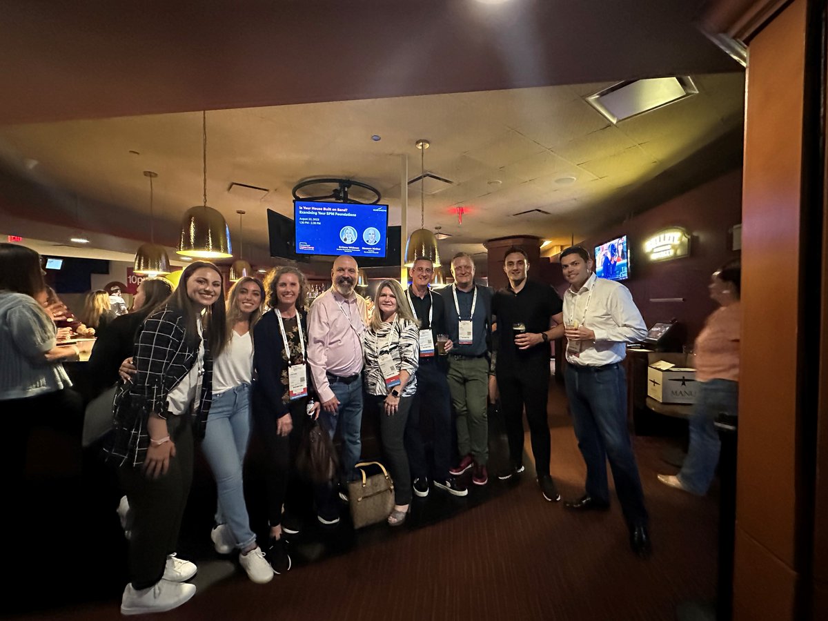 OpenSymmetry's tweet image. What a week! 

Our #SPMExperts had a great time in Chicago attending @WorldatWork #SalesComp23 connecting with industry colleagues and attending informative sessions left us feeling inspired and ready for what’s next. Cheers!

#SPM #ICM #Sales