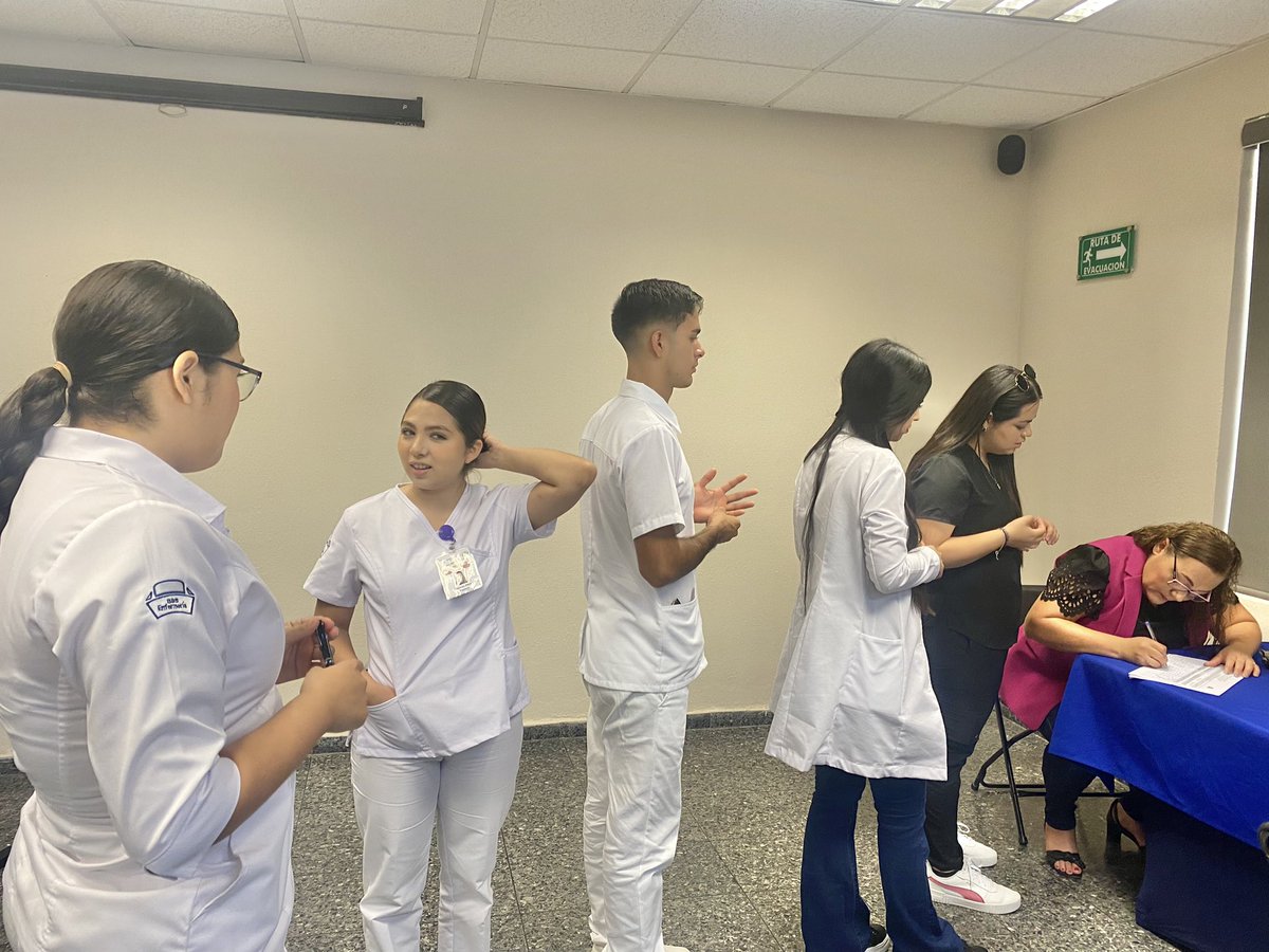 capalosmochis's tweet photo. El día de ayer se dió por concluida la capacitación de la guía mhGAP Zona Norte sede Los Mochis, el personal de salud refrenda su compromiso en materia de salud mental y adicciones para lograr un mayor estado de bienestar para todos los Sinaloenses.

#SaludConSentidoSocial https://t.co/yEAkNk0FU5