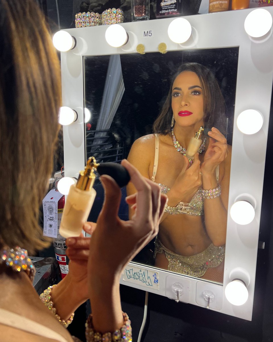 FantasyLuxor's tweet photo. We love Yesi's beautiful smile as she prepares for the show. As our talented dance captain, she pairs her wonderful creativity and gorgeous moves with a sweet disposition. 😊 https://t.co/AAN1RqFLWY