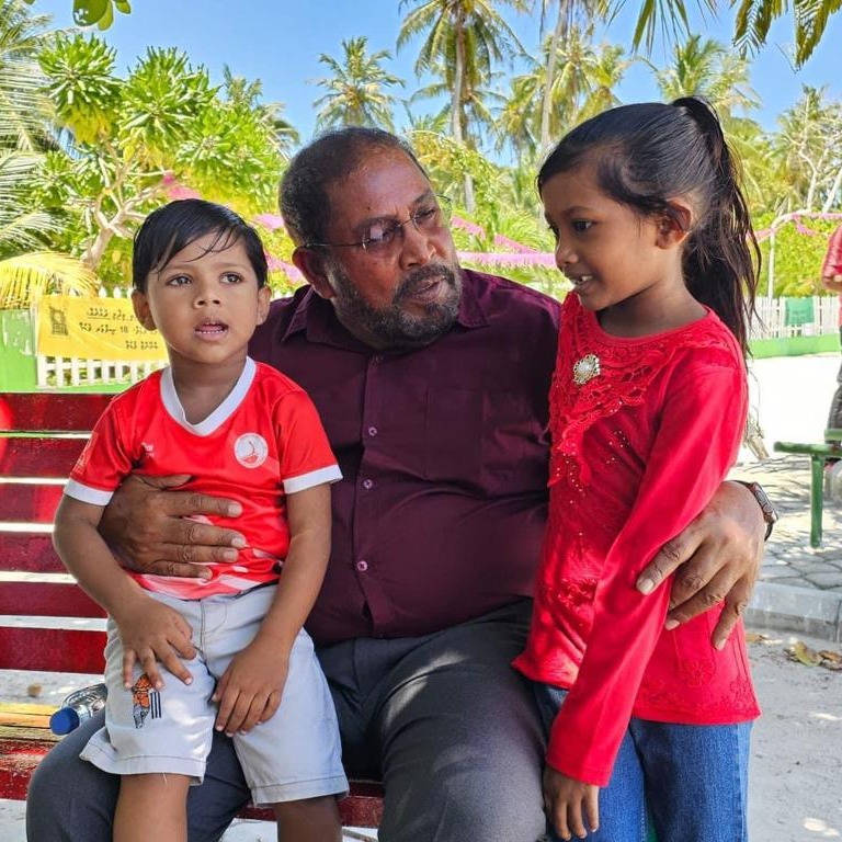 vaavu's tweet photo. Raajjeyge Minivankan geh'lli hingaidhaaney kamuge 'Dandooraige' adu dhanee gadhavamun, Alhuvethikamuge Saaleh mulhi qaumah dhanee fathuramun..Iqthisaadhuge minivankan dhanee dharaneege dhanthuraehgai jehemun ~ Hon. Qasim Ibrahim

#HaaskandaalaaHamajeheyne
#QasimAmeen2023 https://t.co/aPSwICH2Co