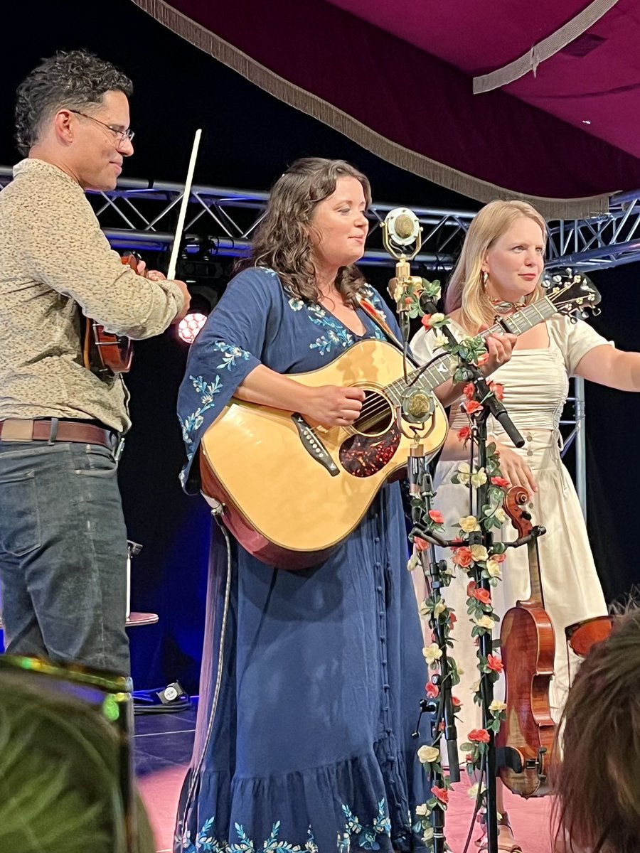 dktapers's tweet image. Such a  beautiful show by  @emilyscottrobin @TonderFestival ‘s Bolero tent - those songs ❤️