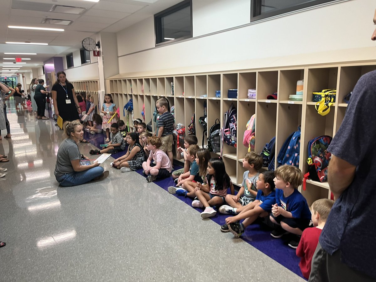 Lyon School tweet media