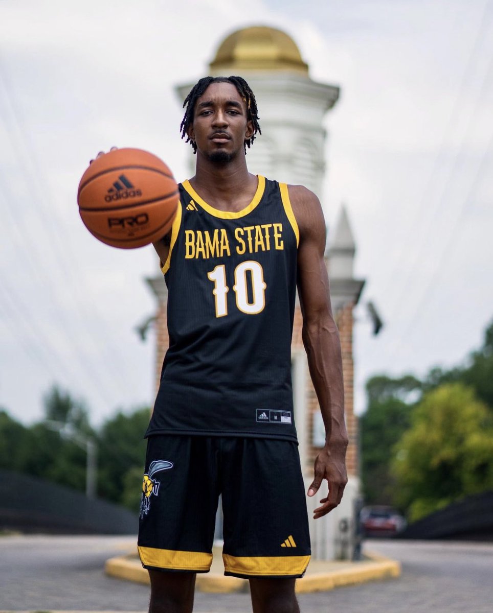 Congratulations to <a href="/JabariWilli15/">Jabari Williams</a> on signing with Alabama State ✍️ 

All 6️⃣ Sophomores from our 22-23 <a href="/IRSC_Hoops/">Indian River Hoops</a> team have moved on to the Division 1 level! I’m so proud of you guys‼️