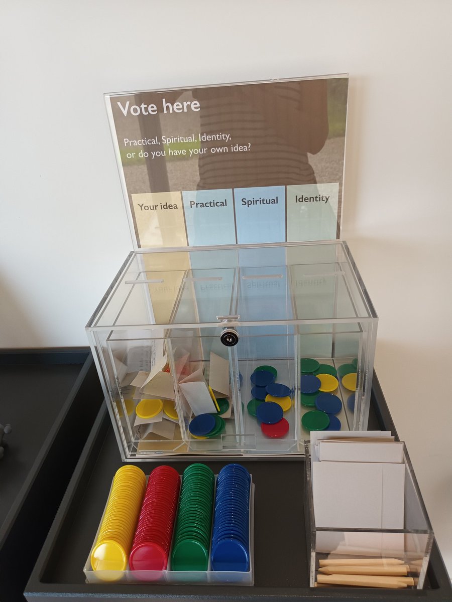 Really pleased with the exhibition at Corbridge on dodecahedra and their possible uses! Pop along and see it if you can, it's here til May. Thanks to <a href="/SocMusArch/">SMA</a> for funding, and <a href="/GNM_Hancock/">Great North Museum: Hancock</a> <a href="/NclAntiquaries/">NewcastleAntiquaries</a> and <a href="/NewcastleCastle/">Newcastle Castle</a> for lending items! <a href="/EnglishHeritage/">English Heritage</a>