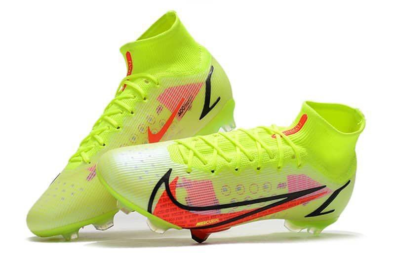Waspapping_'s tweet photo. Original football boots 

N35k only 

Kindly help me retweet please https://t.co/j0100EFRKH