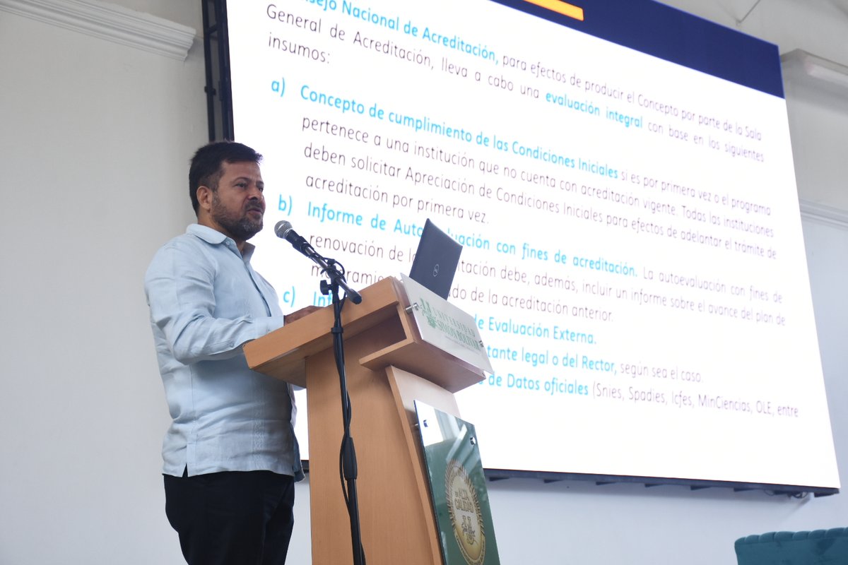 CNA_AcreditaCol's tweet photo. Finalizamos la segunda  jornada con  rectores, vicerrectores y directores de calidad de la región caribe, presentes en el Cuarto #EncuentroRegionalCNA2023 realizado en el Auditorio La perla de la
@unisimon. Reviva los mejores momentos del Encuentro en: https://t.co/sBV6zsEcBi https://t.co/XOI9tssqaT