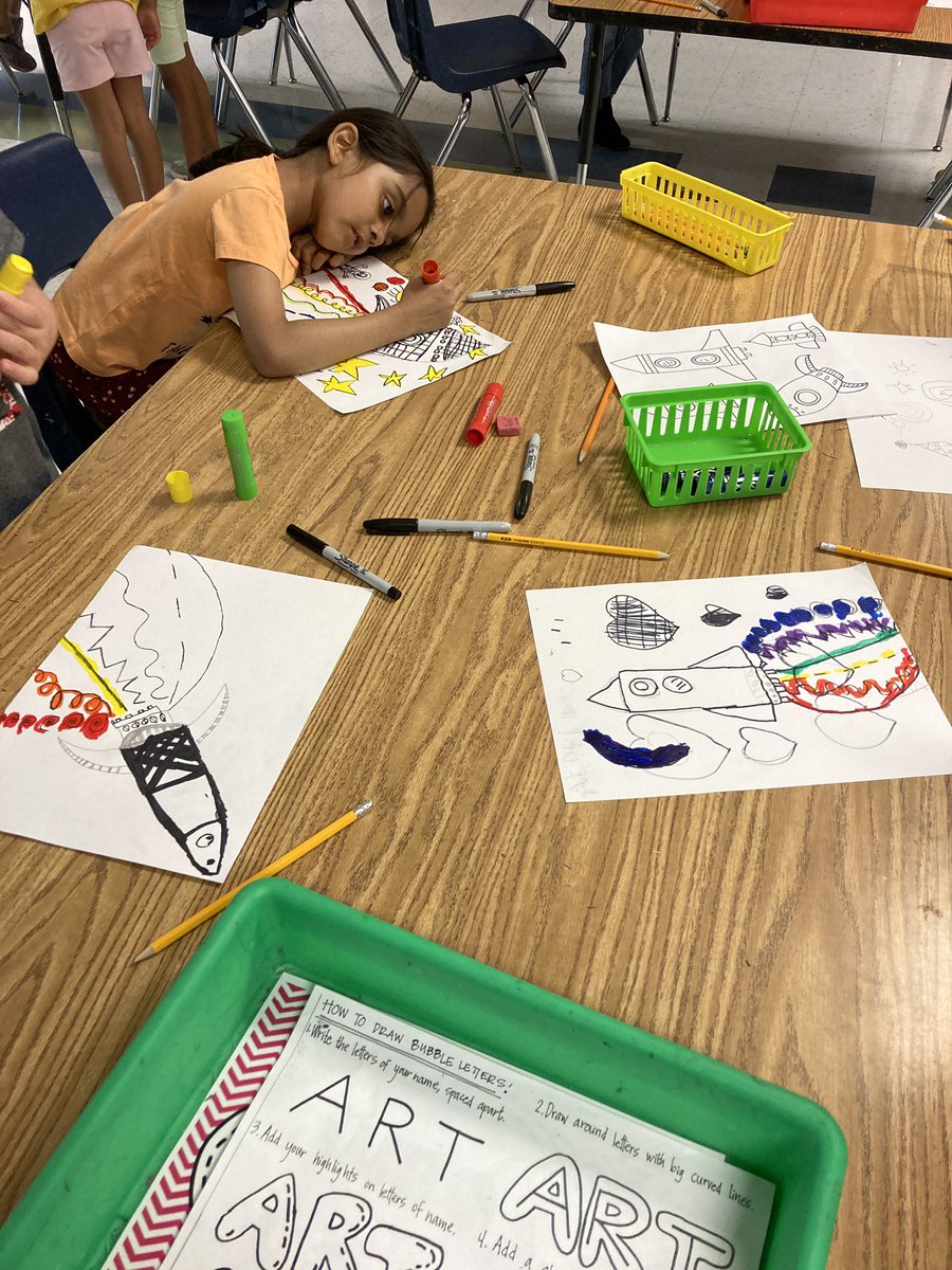 PGMSartists's tweet photo. Our year is off to a colorful start! @OceeElem @grayLn_FCS @ArtsFCS https://t.co/wHEyUTl9lj