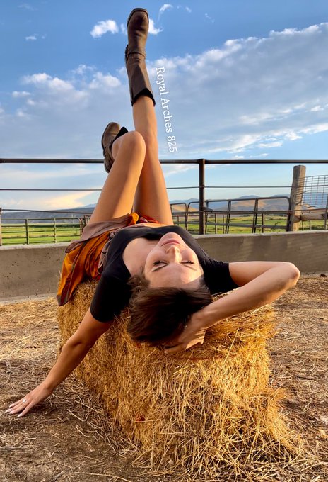 Watch ✨Goddess Calixta ✨'s leaked NSFW photo on TwXstars