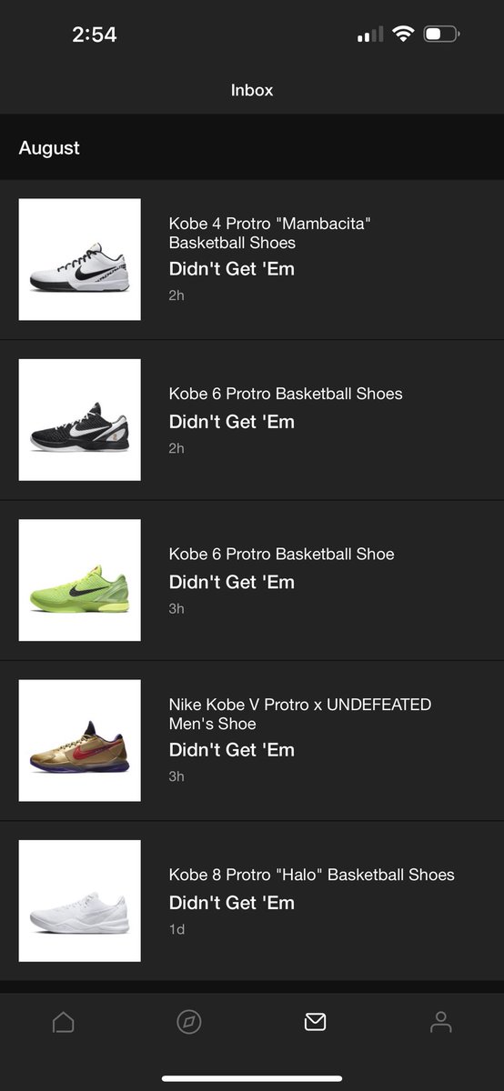 Time21131's tweet photo. Makes me wanna say F%%K @Nike @NikeService 🤬 https://t.co/yYhgfbitoq