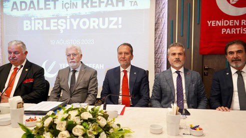 Üniversite mezunu kamu işcileri isteğe bağlı statü değişikliği hakkı verilmelidir . 

Paylaşımda Adalet 
Yönetimde Adalet 
 
Sosyal devlet anlayışı ile mağduriyetler giderilmelidir . 
 
Yeniden Refah 
Yeniden Erbakan
Dr Fatih Erbakan
@ErbakanFatih
#Üniversiteliişcilerememuriyet