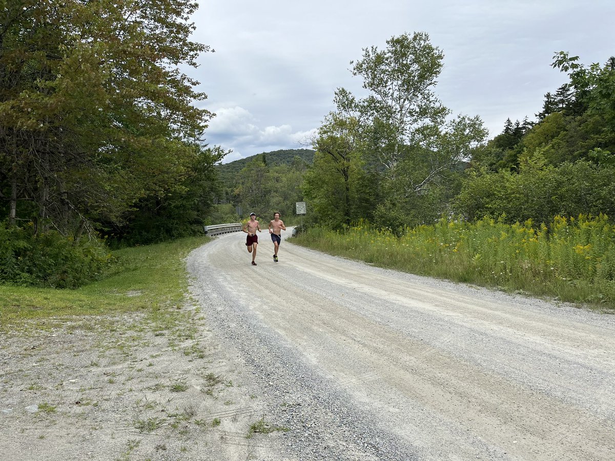 IP/TUS T&F/XC tweet media