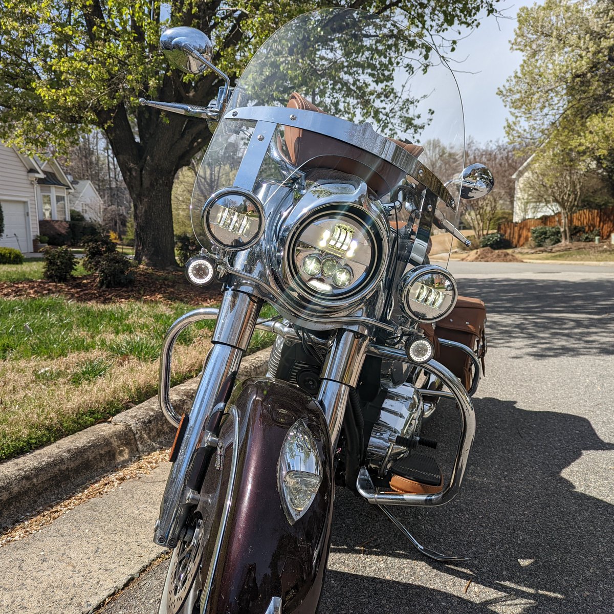 CustomDynamics's tweet photo. Looking for the largest selection of aftermarket lighting products for #IndianMotorcycles ❓ You've found it at https://t.co/heSZGdm7Dl 😎
.
#customdynamics #chieftain #roadmaster #springfield #motorcyclelights #aftermarketparts #getlit https://t.co/S7d66NPENF