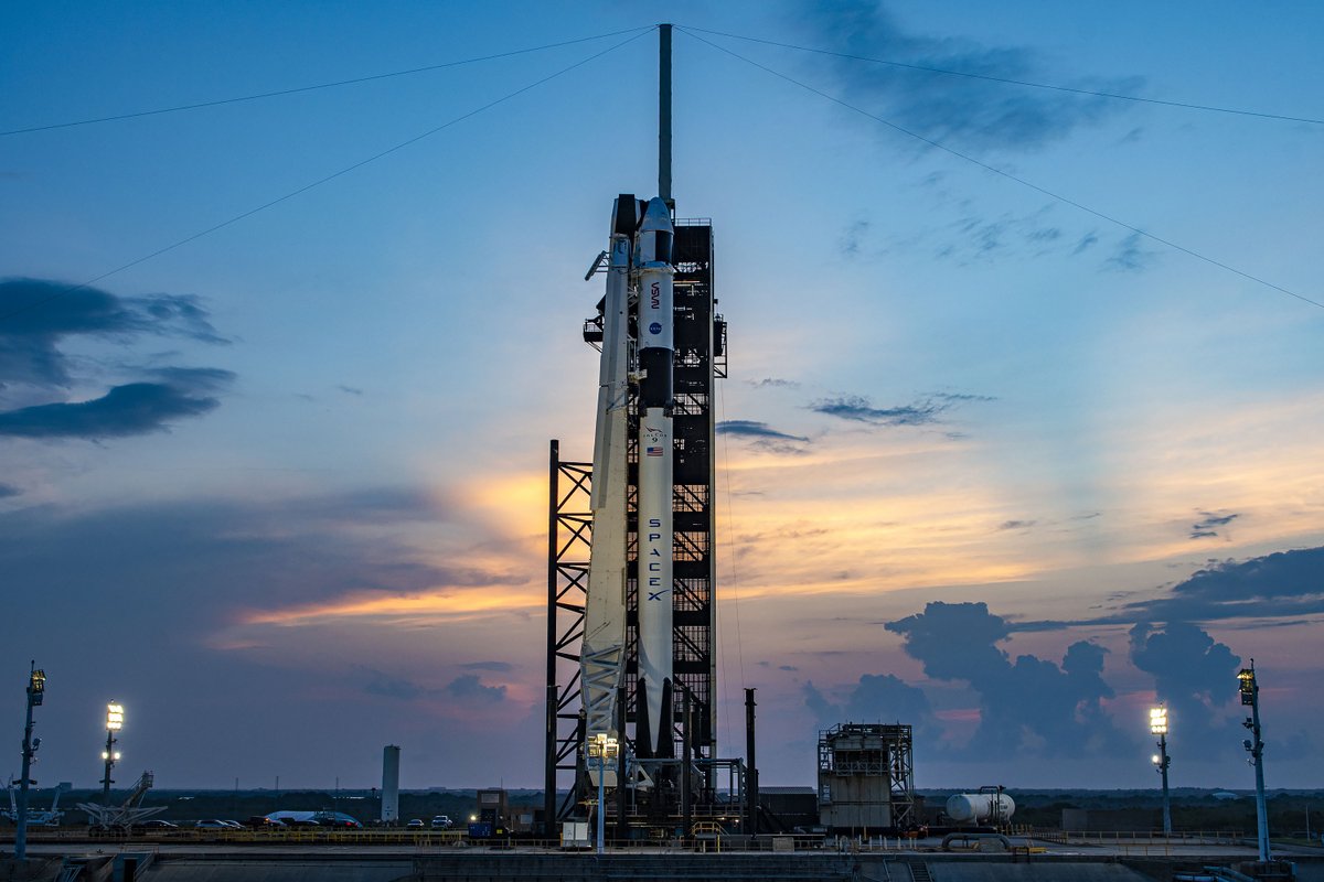 SpaceX's tweet photo. T-12 hours until Falcon 9 launches Dragon and Crew-7 to the @space_station. Weather is 90% favorable for liftoff https://t.co/2VeAcZFUXi