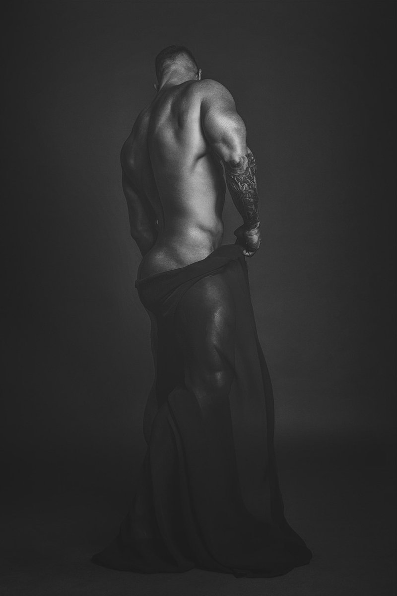 ohmarcabrera's tweet photo. Ohmar Cabrera – Art & Light ©
En tu silencio✨
#photography #fitnesmen #art @ModelViews @hotd_goodm @spectacularb0dy https://t.co/33DDK7Peic