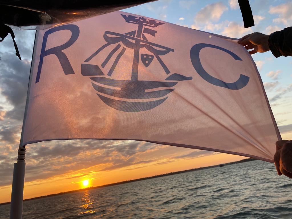 RLymYC's tweet image. As the sun sets on our final "full" race of the 2023 @spencerscoastal Thursday Evening Keelboat Series. We want to thank our Race Teams, Sponsors &amp;amp; you the competitors. We couldn't do it without you!  #lovewhereyoulive #teamlymo #lymington #yachtracing #sailing @spencersnewforest
