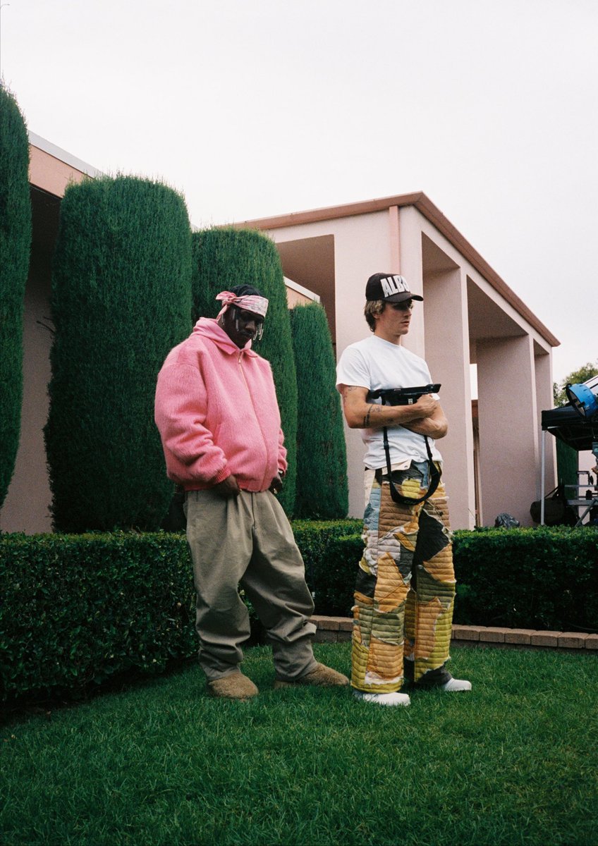 _ColeBennett_'s tweet photo. new video tonight https://t.co/IPe5S1x8u7