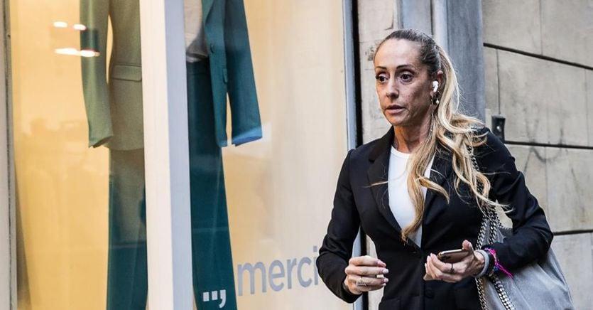 sole24ore's tweet photo. Chi è Arianna Meloni, da «ribelle» di famiglia al vertice di Fdi https://t.co/2ZHVhPRZTS https://t.co/Uig1Mll62r