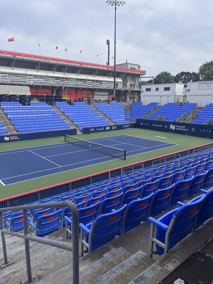 Watson1996Emily's tweet image. Not a bad venue for a hit today @lordylaa #rogerscup #montrealmasters