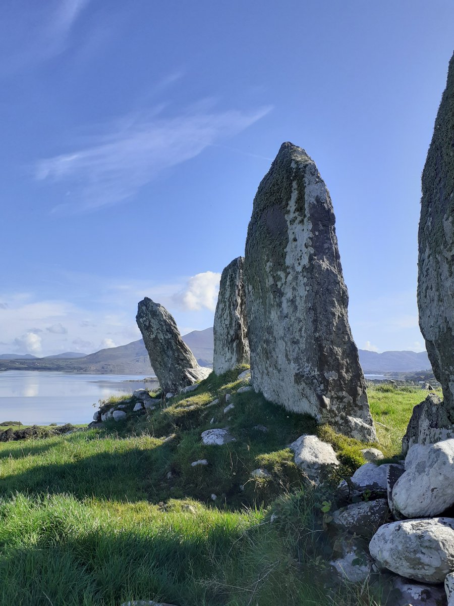 My latest video: my opinion of the five best megalithic sites in the #ringofkerry. Let me know your opinion.
youtu.be/7kHzVyUZuIY
#megalithic #stone #ancienthistory #ancientcivilizations #standingstone #Ireland #wildatlanticway #stonebothering #irishhistory #Archaeology