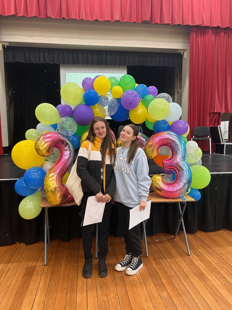 Ohalloran_Tara's tweet photo. GCSE results day 2023 @FlixtonGS https://t.co/s7o50GAVWI