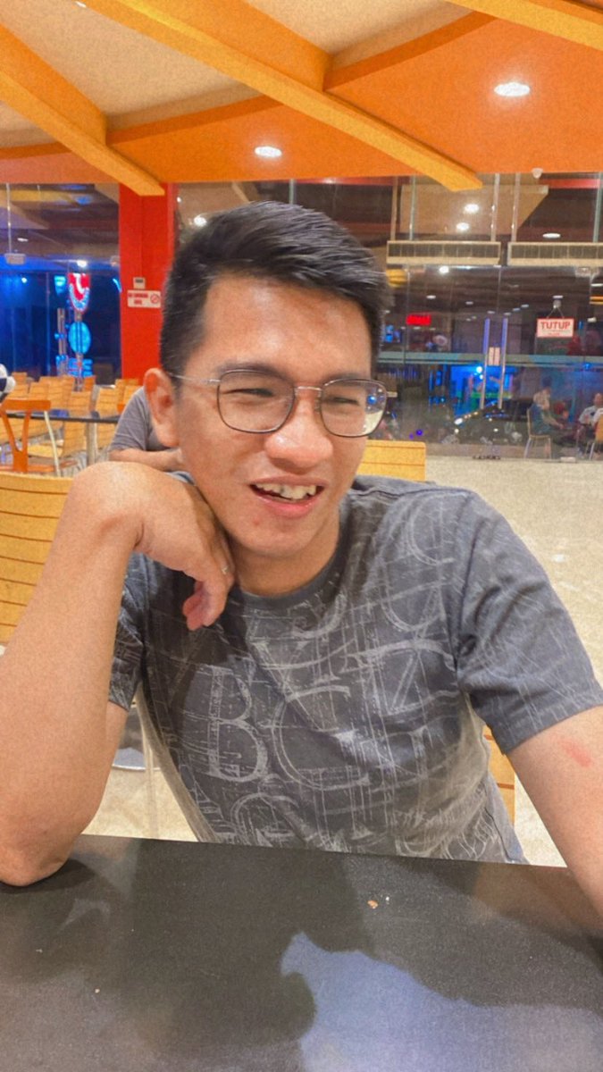agathanoviaaa's tweet photo. Karena edisi gbsa tdr akibat habis lahiran. Makasih banyak yaa udah sabar sm aku selama hamil 🥹, maaf kelakuanku msh kaya bocil, manja ke km hehehe. 
Dan banyak" Terima Kasih sm Tuhan Yesus sudah di pertemukan sm km jd suamiku 🥲 maaf kedengaran alay tp aku sangat bersyukur https://t.co/tQNOTlP1UB