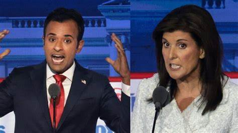 ChetterHub's tweet photo. Why can't everyone else's microphones be muted when the designated candidate or moderator is speaking in all debates? The loudest, rudest talk-over personalities seem to walk all over the more respectful candidates and moderators causing frustration and chaos. #MuteTheMics https://t.co/NfhXVuPXAD