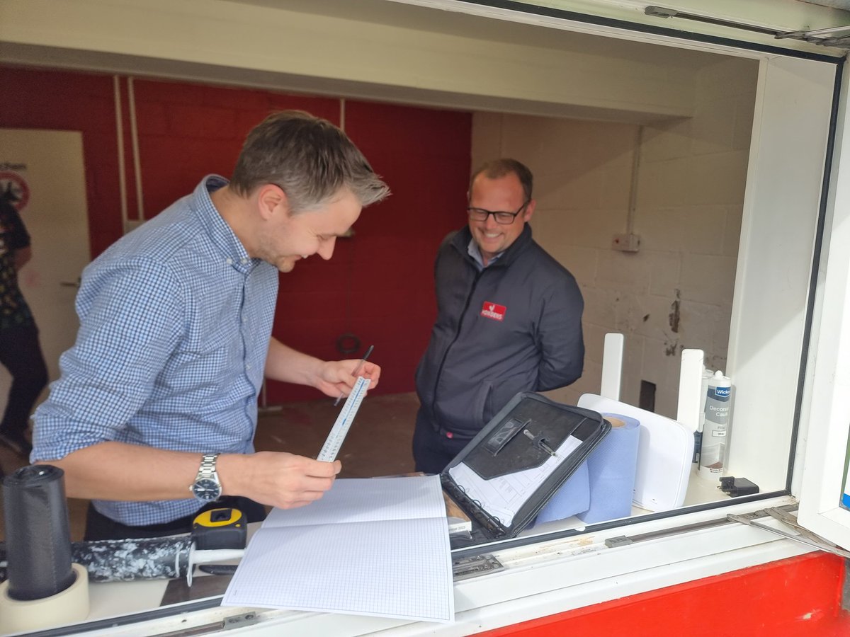 FairfordYfc's tweet photo. Exciting day today as the team from @HowdensJoinery visited Horcott Road to measure and help us plan the fitment of our #HowdensGameChanger kitchen! 

Stay tuned as we'll soon be able to share visuals of what the new kitchen will look like!

#FYFC https://t.co/xEvyhRTdjm