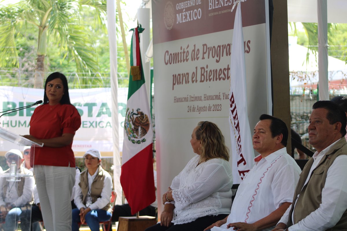 MarisaFrancoC's tweet photo. Esta mañana acompañé a la secretaria del Bienestar @A_MontielR , al Delegado Federal, @huachodiazmena y al Subdelegado Edgardo Medina Rodríguez en la Instalación del Comité de programas para el Bienestar en nuestra cabera Municipal. https://t.co/bdF9m6q4CW