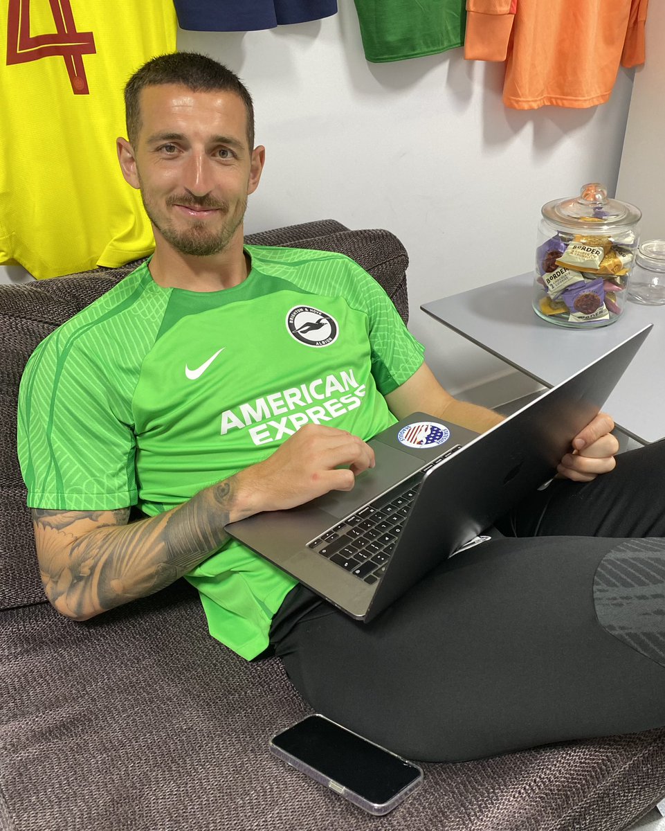 OfficialBHAFC's tweet photo. Admin face reveal… 😳💻 https://t.co/b7VHNjFLmq