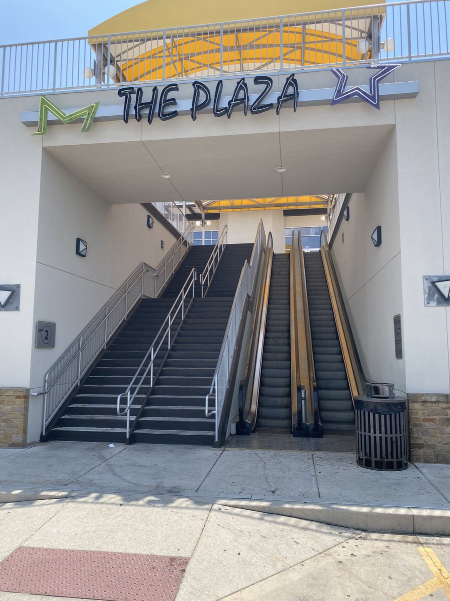 RobertPriceTV's tweet photo. IMPORTANT: the escalators at the Park North Alamo Drafthouse are WORKING. This is not a drill. I repeat: the escalators at the Park North Alamo Drafthouse are WORKING!! https://t.co/MTc0uhYI3r