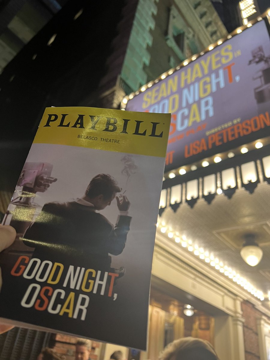 I cannot overstate how astonishing @SeanHayes is in @GoodNightOscar. Every line, mannerism, and note played on the piano illuminates. Clearly earned that #TonyAward. And joined by a stellar cast. Must-see #Broadway #theatre! @EmilyBergl @marchantdavis @petergrosz @JohnZdrojeski