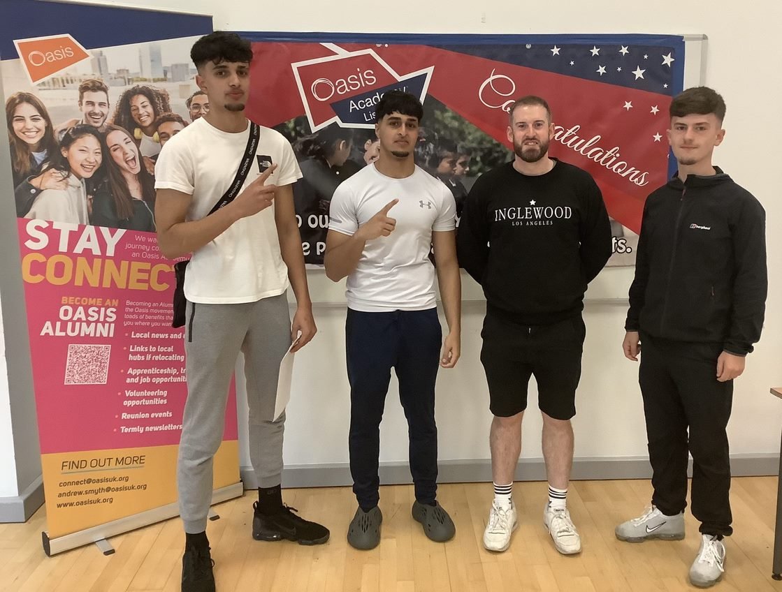 OasisListerPark's tweet photo. It was great to celebrate GCSE Results with our wonderful Year 11 students today. Good luck to you all on your future destinations and congratulations on your fantastic achievements.
@OasisAcademies #OCLResults2023 https://t.co/7scvHhrb5z