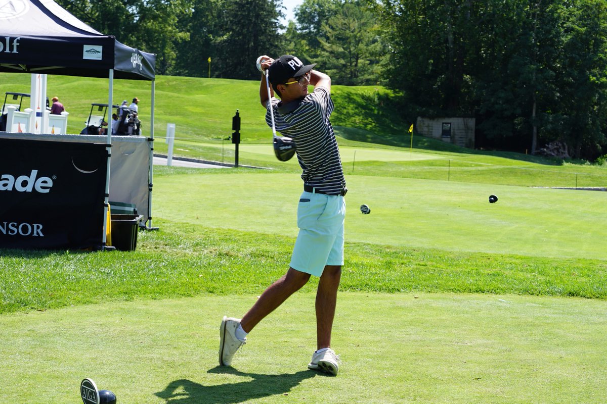 AJGAGolf's tweet photo. New champion in Bedminster!

Uzair Mirza (-3) achieves his first AJGA win after a low final round at #KJChoiJr! https://t.co/SIAaeSR8VI