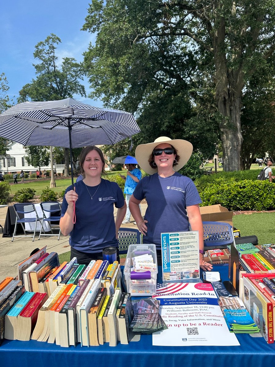 AUG_Libraries's tweet photo. The AU Libraries participated in Club Fest for the first time this week and it was a huge success. The students loved our free book swap/giveaway! https://t.co/vR4QDjkNvA