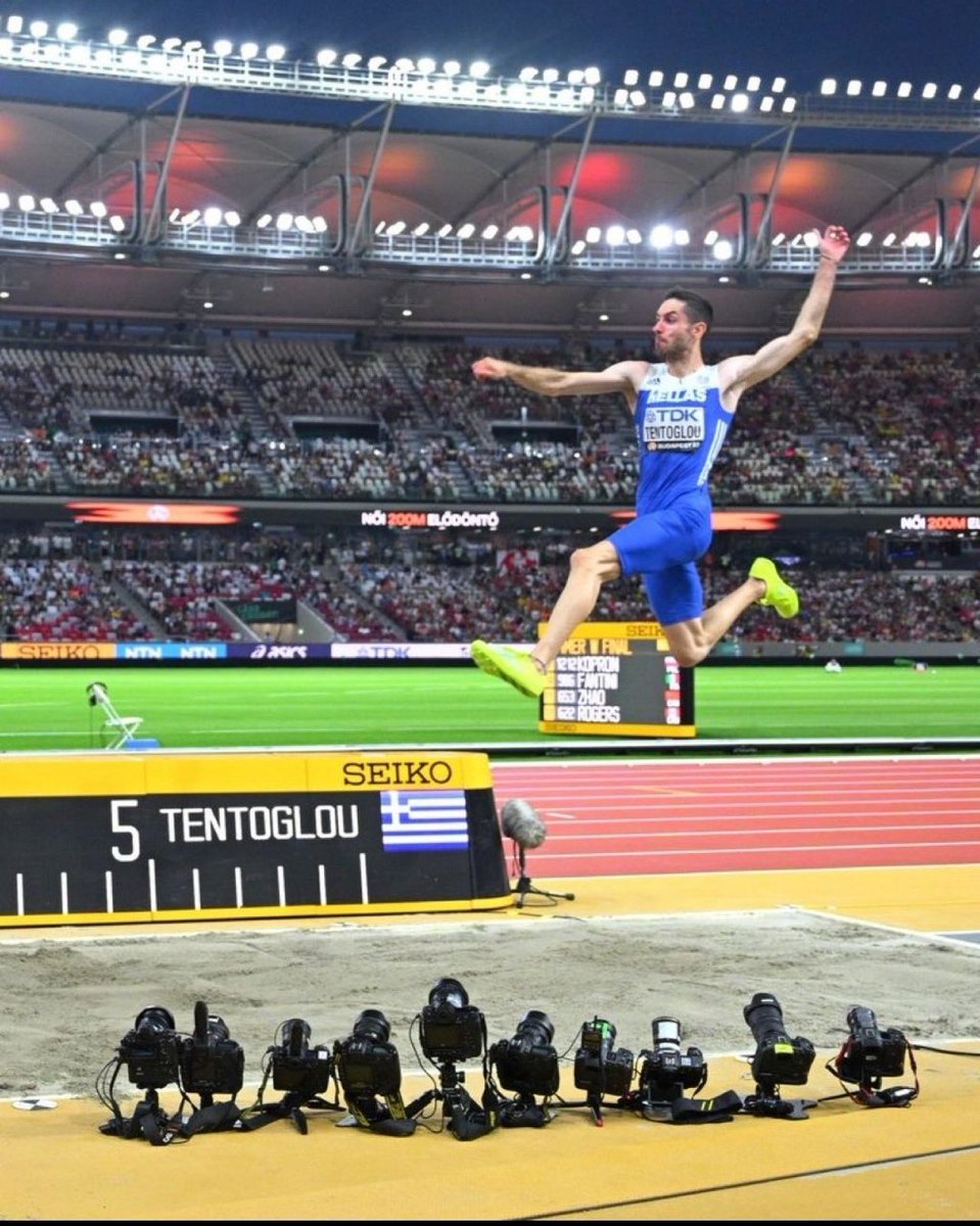 EEmeis's tweet photo. Όπως πάντα συγκλονιστικός! 🇬🇷🥇 #τεντογλου https://t.co/wUoAlZ8hXG