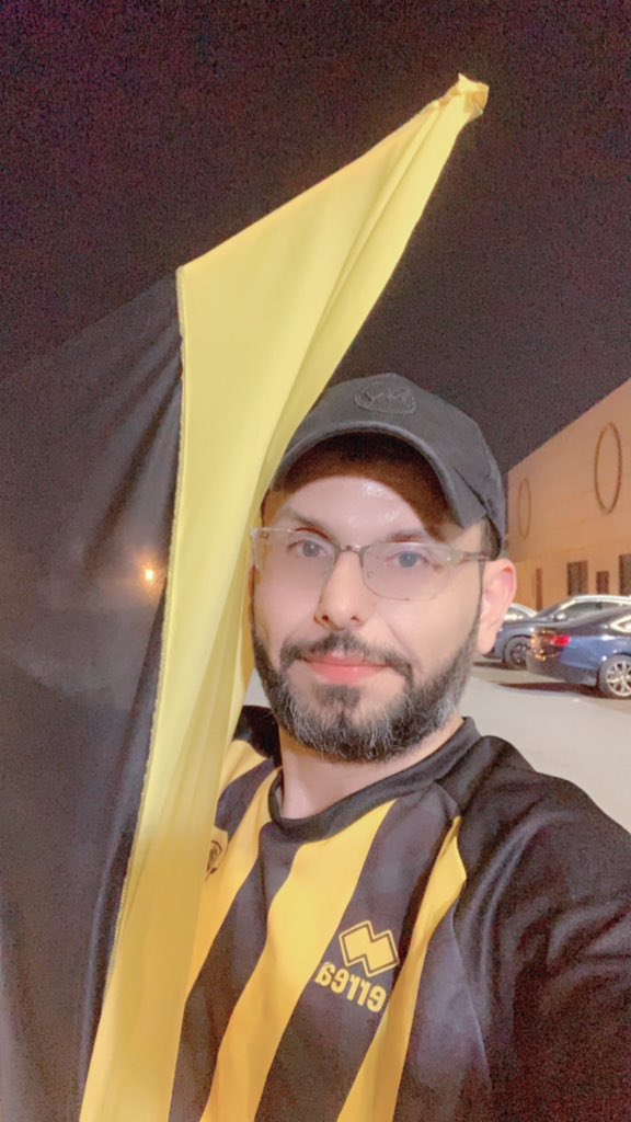Haitham1326's tweet photo. مليون مبروك الحمد لله 
يوم عيد 
شوفنا العميد 
ومكسب جديد 
والاتحاد حديد في حديد
مليون مبروك 
وجهنا خير https://t.co/L2FaP9yPOA