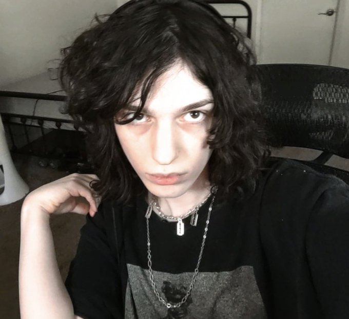 new necklace x3c https://t.co/M9GY9jPupv